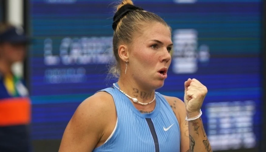 Олександра Олійникова на корті під час матчу другого кола WTA 250 у Гамбурзі