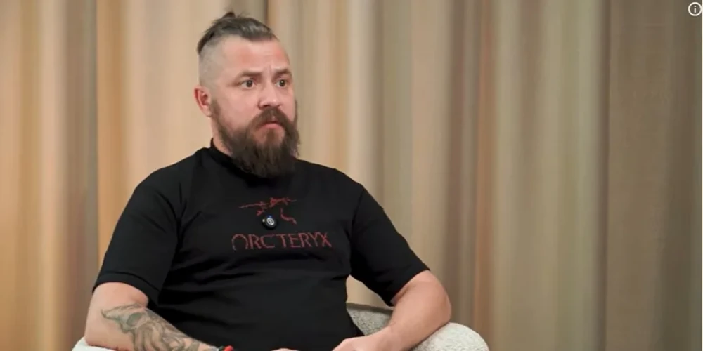 Олексій Притула, кадр із відео інтерв'ю