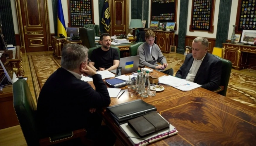 Зеленський і Мерц у хронології 12 жовтня: від реакції РФ до Е3 і Коаліції